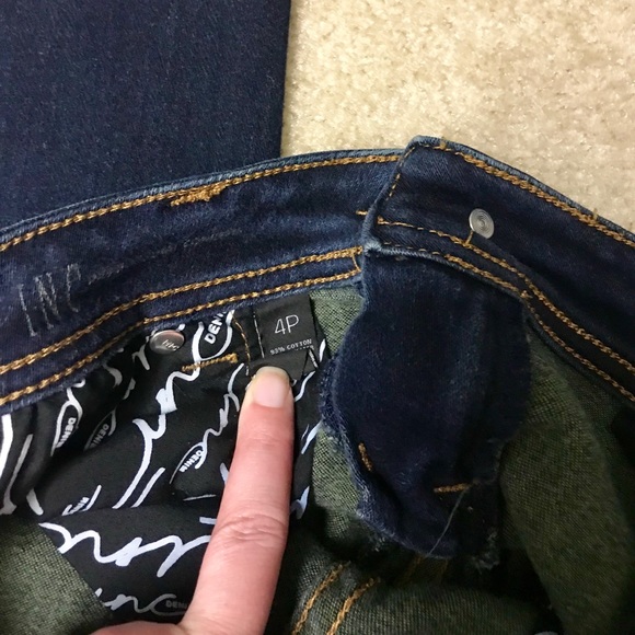 INC straight leg size 4 jeans - Picture 3 of 3